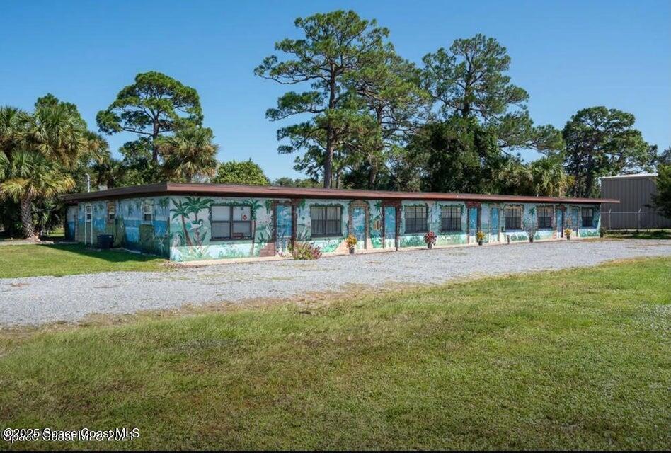 3485 US-1 in Mims, FL - Building Photo