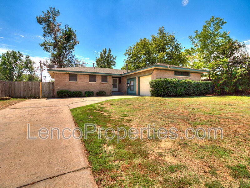 6404 NW 19th St in Oklahoma City, OK - Building Photo