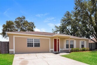 3912 W Cardinal Pine Dr in Mascotte, FL - Building Photo - Building Photo