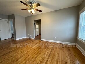 856 N Mayfield Ave in Chicago, IL - Building Photo - Building Photo