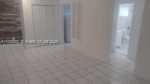 7835 Crespi Blvd in Miami Beach, FL - Building Photo