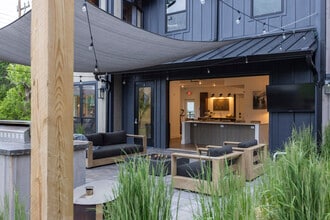 Tributary 50 by Dial Residential in Cincinnati, OH - Foto de edificio - Building Photo