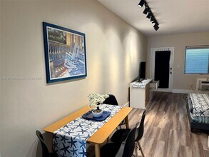 8132 Harding Ave in Miami, FL - Building Photo - Building Photo