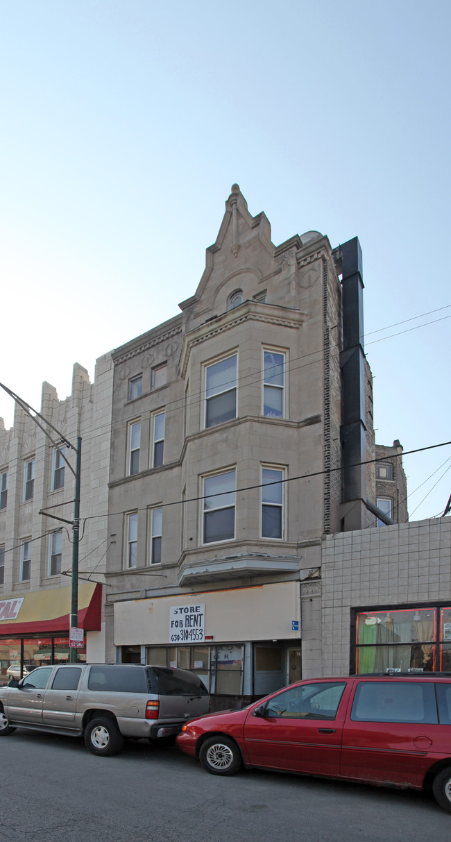 2727 W Cermak Rd in Chicago, IL - Building Photo - Building Photo