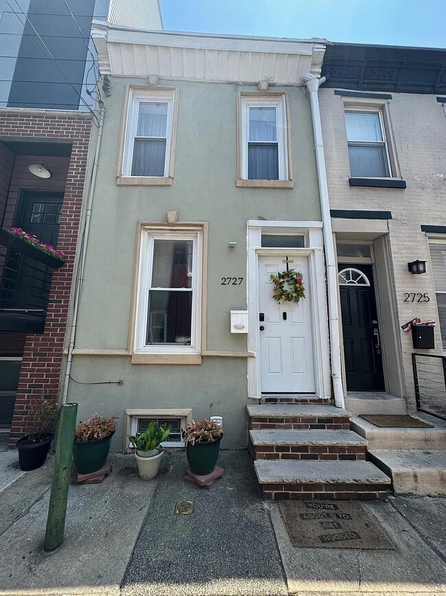 2727 Webb St in Philadelphia, PA - Building Photo - Building Photo