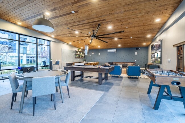 Paceline in Shoreline, WA - Building Photo - Building Photo