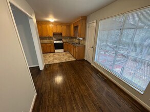 206 Brown Pl in Bessemer, AL - Building Photo - Building Photo