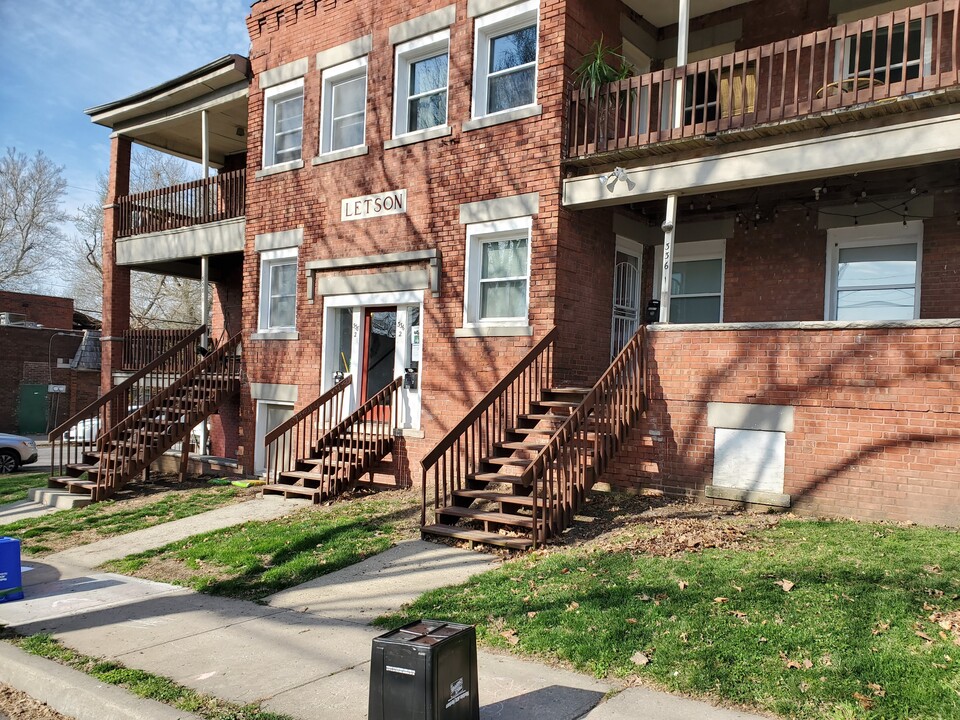 338 Brooklyn Ave, Unit 338-2 Brooklyn Ave in Kansas City, MO - Building Photo