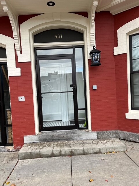 407 N McBride St, Unit 2 in Syracuse, NY - Building Photo - Building Photo