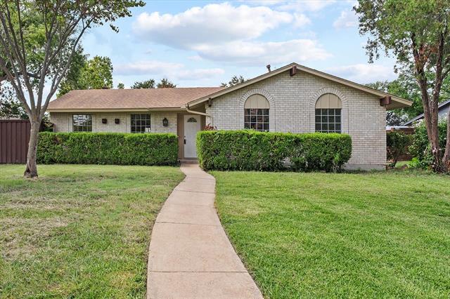 2804 Royal Oaks Dr in Plano, TX - Building Photo - Building Photo