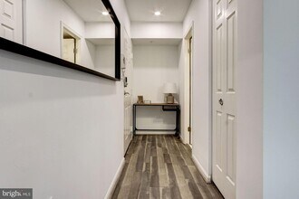 3804 Rodman St NW-Unit -302 in Washington, DC - Building Photo - Building Photo