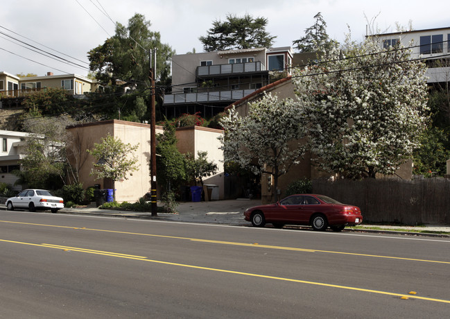 2763-2765 Reynard Way in San Diego, CA - Foto de edificio - Building Photo