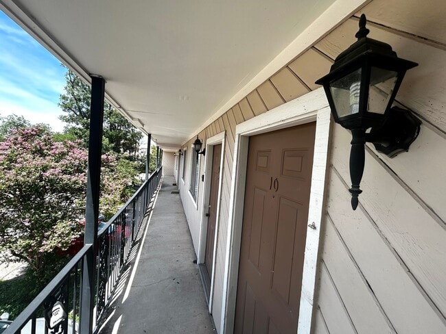 property at 1010 W 23rd St