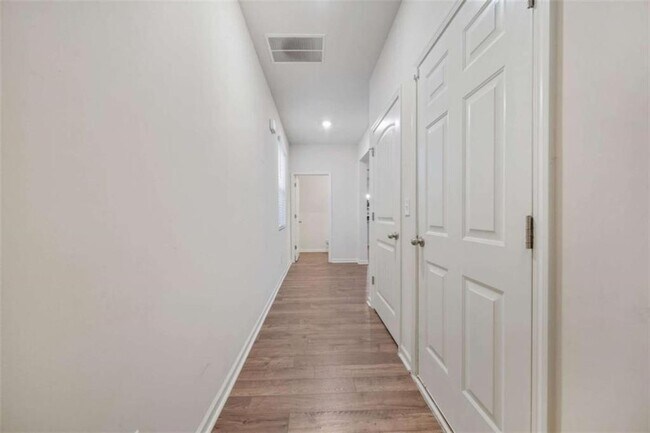 826 Bentley Dr in Fairburn, GA - Building Photo - Building Photo