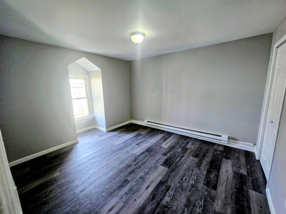 430 W Turner St in Allentown, PA - Building Photo