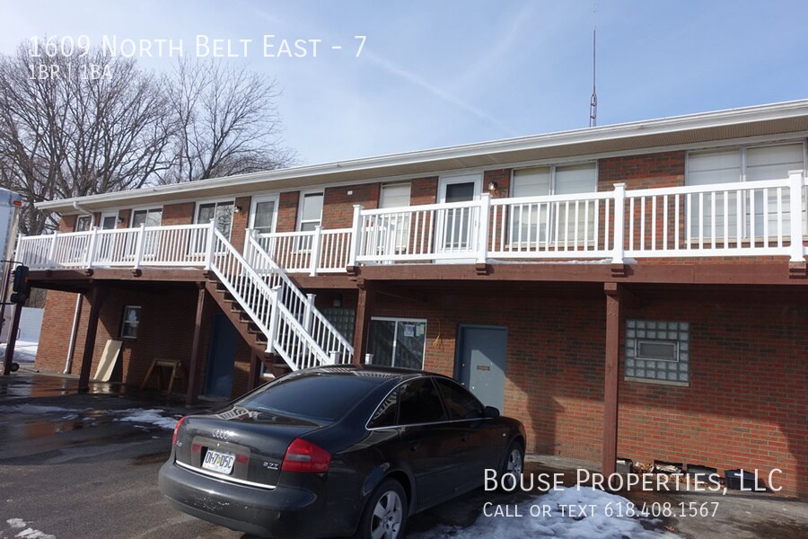 1609 N Belt E in Belleville, IL - Building Photo