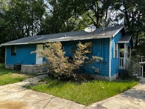 1877 Rosanne St in Jacksonville, FL - Building Photo - Building Photo