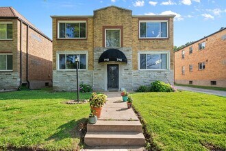 7112-7114-7114 Jamieson Ave in St. Louis, MO - Building Photo - Building Photo