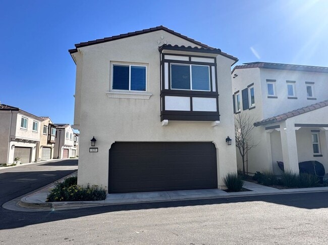 335 S Carson Ct in Rialto, CA - Building Photo - Building Photo