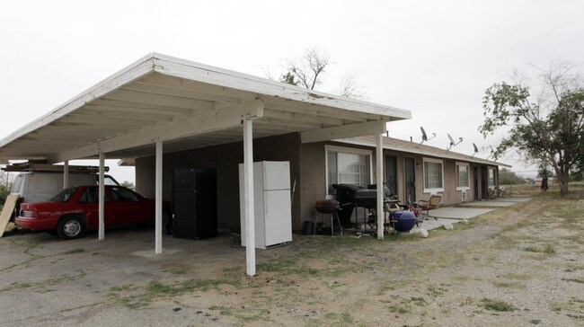 11721 White Ave in Adelanto, CA - Building Photo - Building Photo