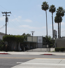 Baldwin Valley Apartments in El Monte, CA - Foto de edificio - Building Photo