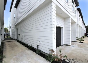 3241 Real St-Unit -A in Houston, TX - Building Photo - Building Photo