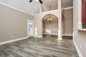 3045 Roseleigh Dr in Southaven, MS - Building Photo - Building Photo