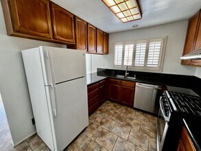 1115 Vulcan Pl in Escondido, CA - Building Photo - Building Photo