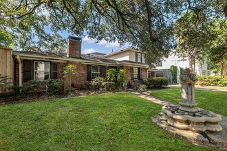 1503 Banks St in Houston, TX - Building Photo - Building Photo