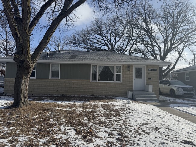 property at 5016 N Penn Ave