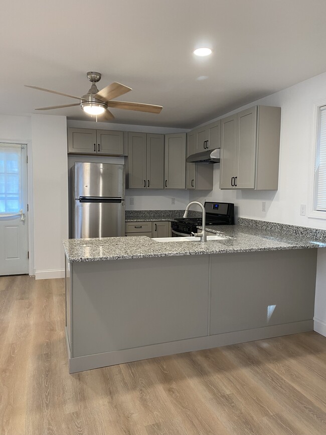 100 Fisher St, Unit First Floor