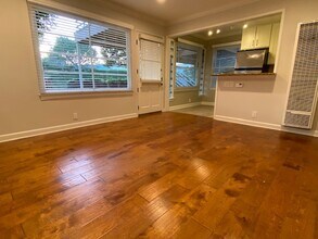 2916 Grand Canal, Unit 2916 in Venice, CA - Building Photo - Building Photo