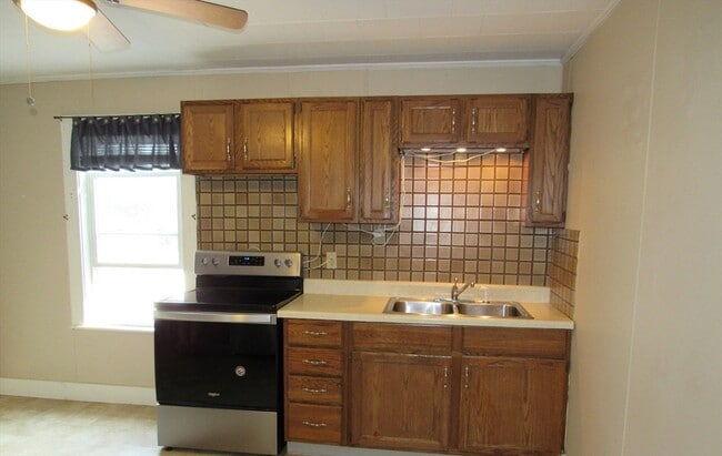 property at 12 Lindell Ave