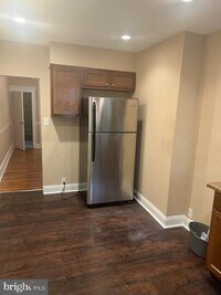 2417 McCulloh St photo'