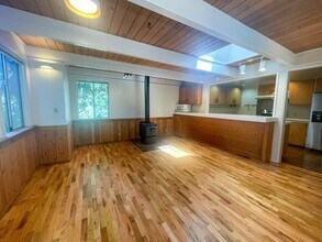 23415 97th Pl W in Edmonds, WA - Foto de edificio - Building Photo