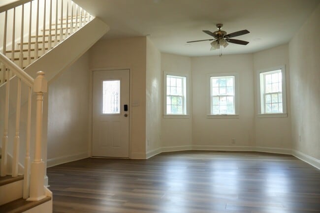 1242 26th St in Newport News, VA - Building Photo - Building Photo