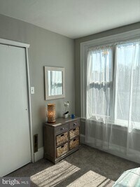 2549 Shields St photo'
