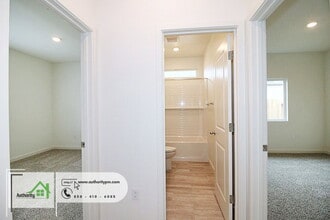 2843 Hopkins Ave in Redding, CA - Building Photo - Building Photo