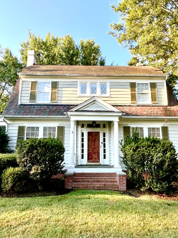 property at 244 Meadowbrook Rd