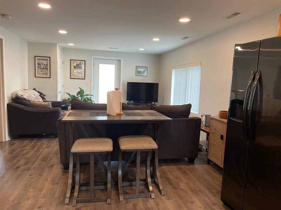 322 Hathaway St in East China, MI - Building Photo