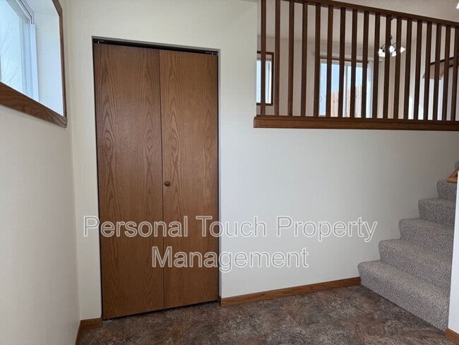 2580 5th St W in West Fargo, ND - Building Photo - Building Photo