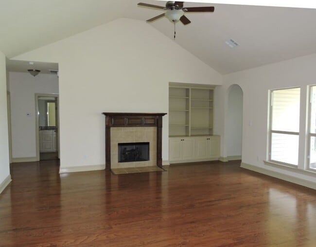10125 Montrachet Dr in Baton Rouge, LA - Building Photo - Building Photo