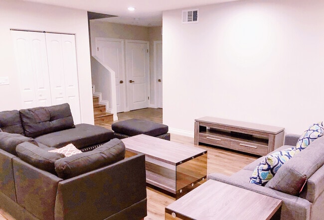 property at 1340 W 37th St