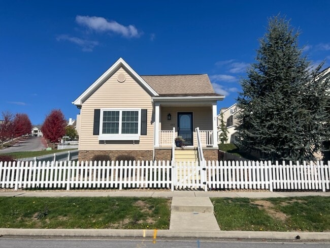 property at 605 Holliday Hills Dr
