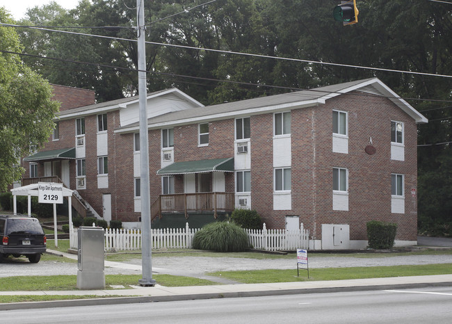 Kings Glen Apartments in Atlanta, GA - Building Photo - Building Photo