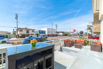 2730 Hermosa Ave in Hermosa Beach, CA - Building Photo - Building Photo