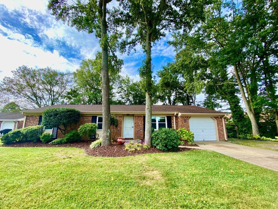 3321 Alcott Rd in Virginia Beach, VA - Building Photo