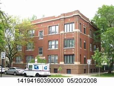 1636 W Roscoe St in Chicago, IL - Building Photo