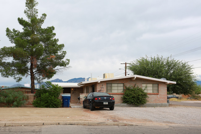 4155-4161 E Bellevue St in Tucson, AZ - Foto de edificio - Building Photo