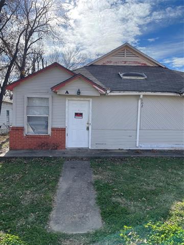 property at 120 W Heron St
